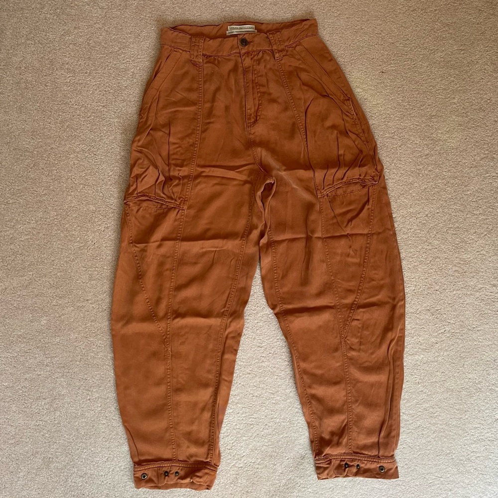Urban Outfitters Rust Orange Baggie Cargo Pants Size 2